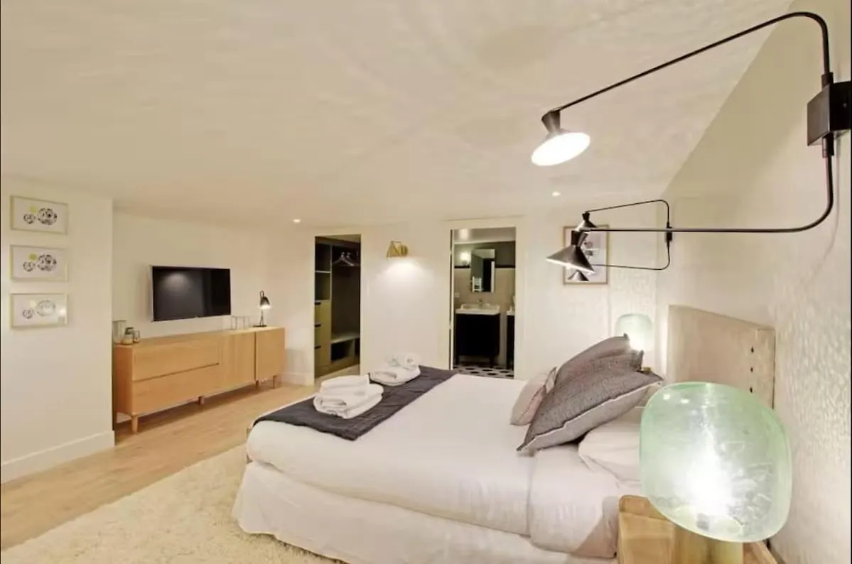 פריז Sublime Apartment - Halles II צרפת