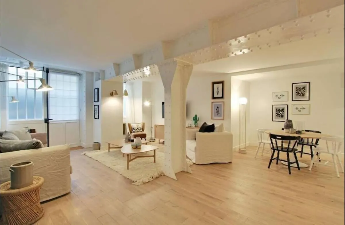 Sublime Apartment - Halles II Париж